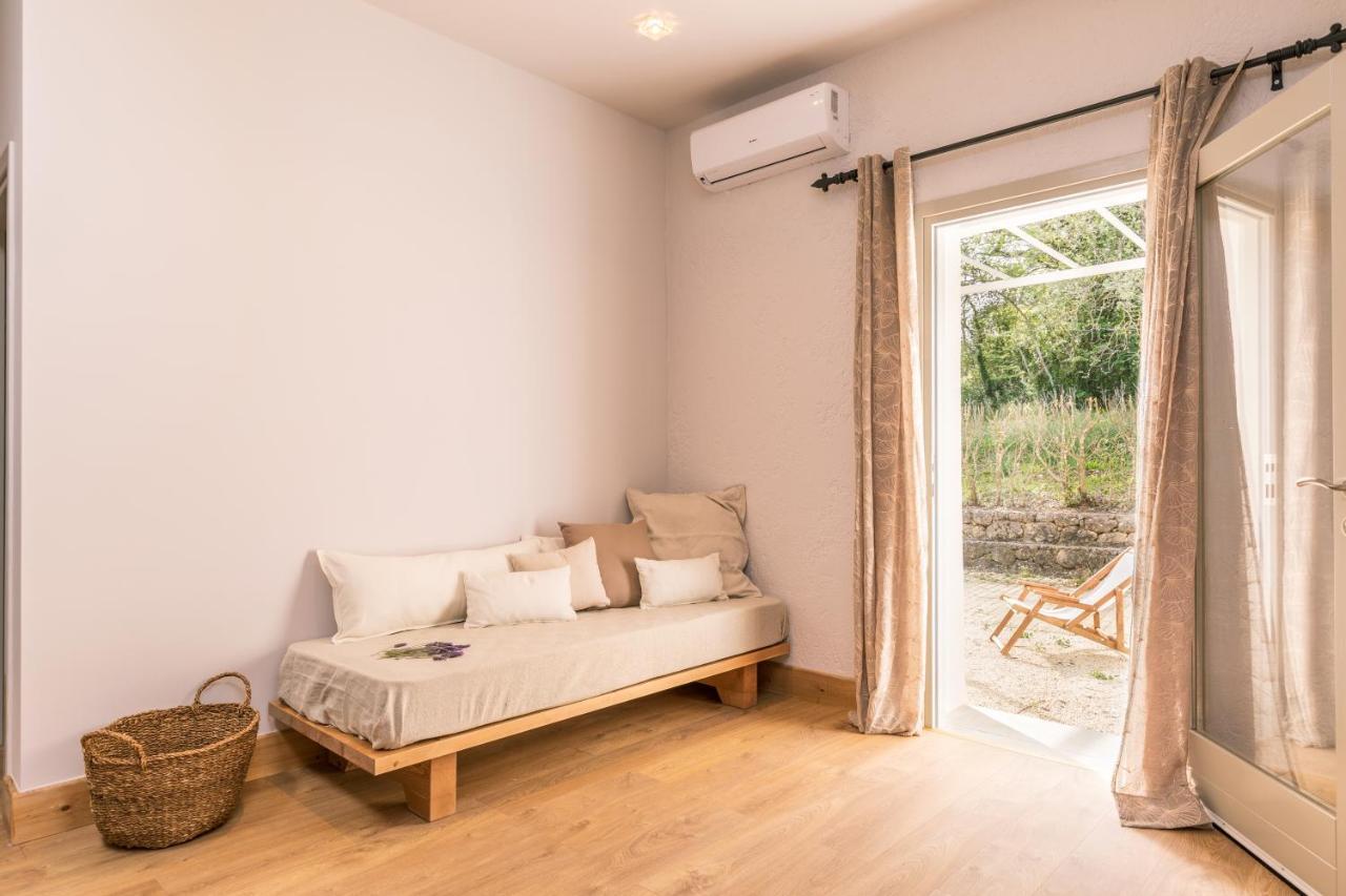 Luna Inn B&B Faiakes Exteriör bild