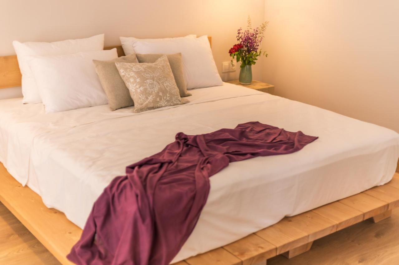Luna Inn B&B Faiakes Exteriör bild